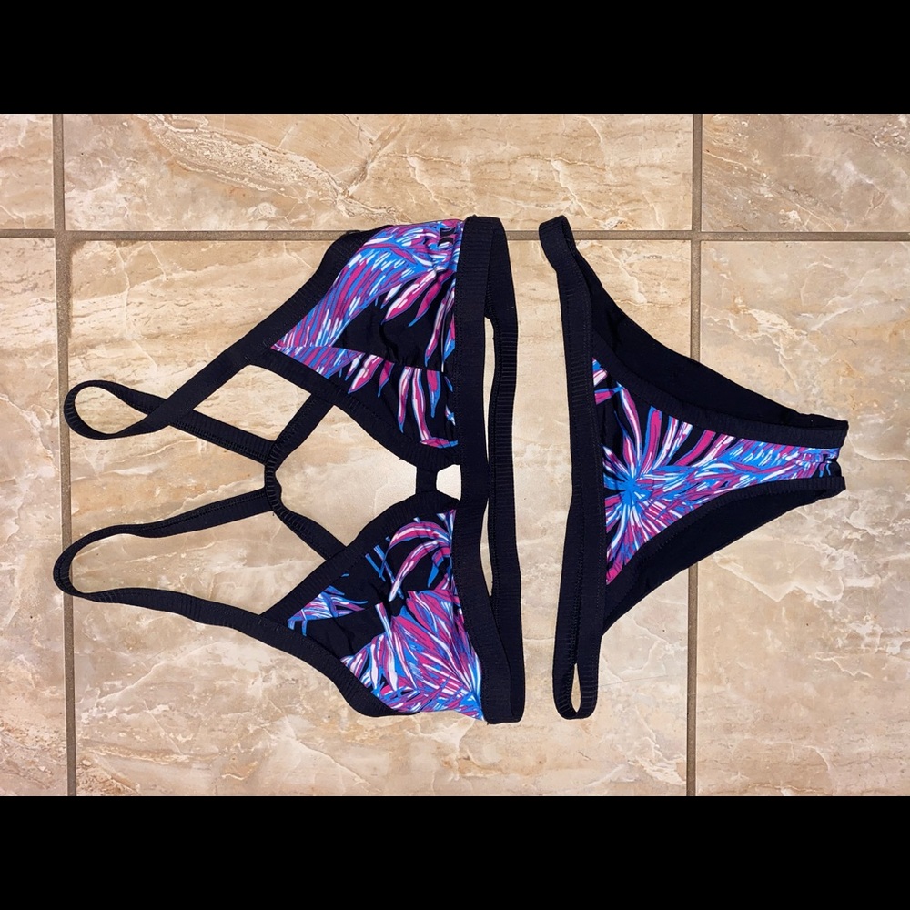 NWOT BLACK HURLEY BIKINI